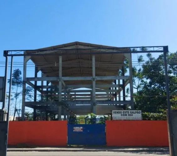 Galpão à venda em Guaratiba