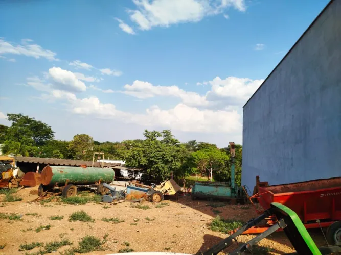 Lote Comercial 511 m² na Av. Cel. Gaspar - Uruaçu-GO