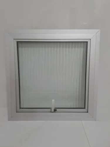 Janela báscula 60X60