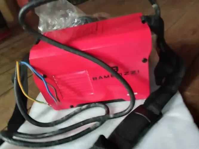 Uma máquina de solda inversora