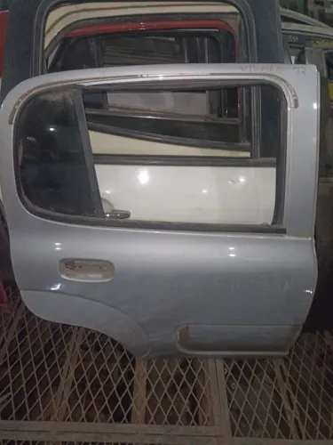 porta traseira direita da uno Vivace