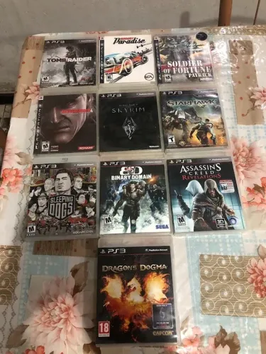 10 Jogos originais de PS3 - Seminovos - Vendo somente o pacote