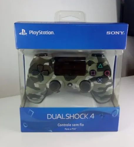 Controle de Playstation 4 camuflado