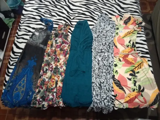05 VESTIDOS Plus Size do 50 ao 54 - 5 PÇS Diversos Modelos