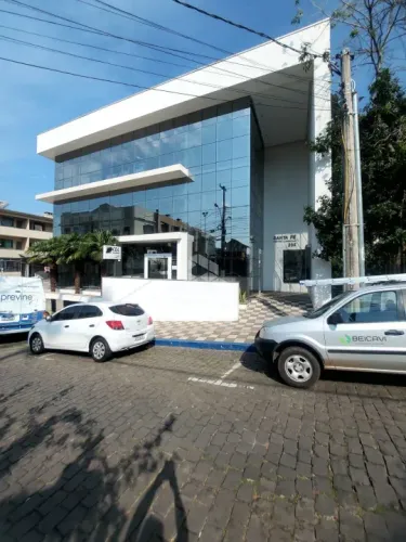 Sala comercial central