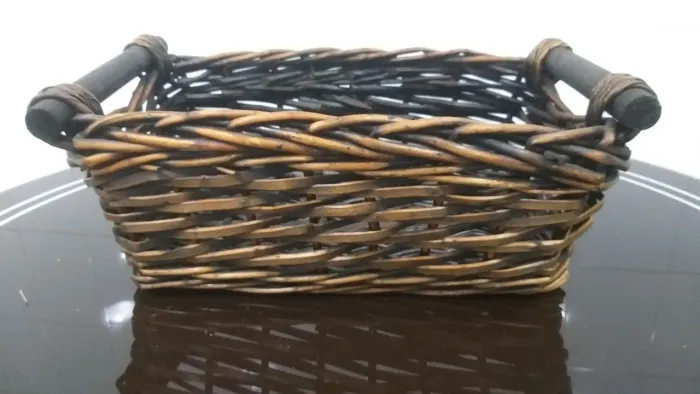 Cesta de ratan