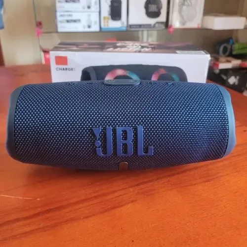 Caixa de Som Bluetooth JBL Charge 5 Led Novo (Garantia)