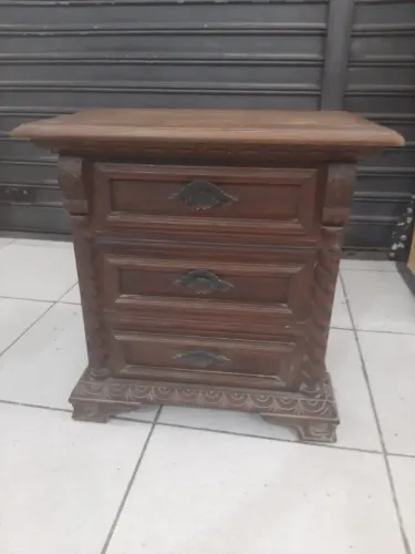 Criado Mudo Estilo Clássico Em Perfeito Estado - Raridade!