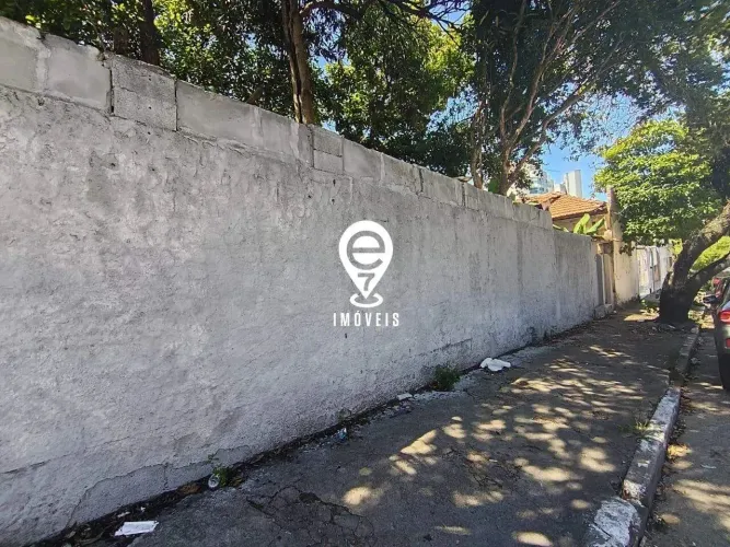 EXCELENTE TERRENO Á VENDA 20X12 NA SAÚDE!