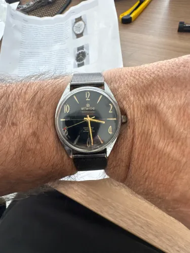 Atlantic world master 21 rubis 