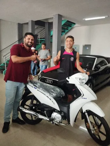 Avelloz az1 com 500 reais de entrada
