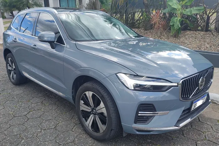 Volvo XC60 Plus 2023
