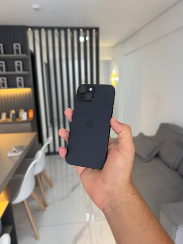 IPHONE 15 128 GIGAS SEMI NOVO