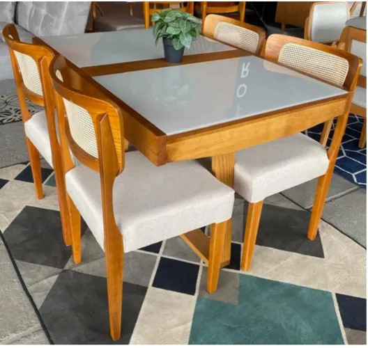 Mesa de jantar extensiva com 4 cadeiras madeira 