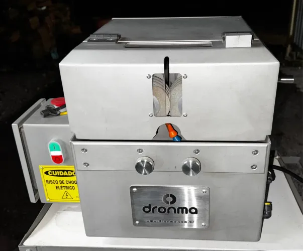 Máquina de Afiar Facas Industrial Dronma