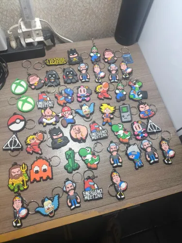 Lote de chaveiros geek, desenho animado, games