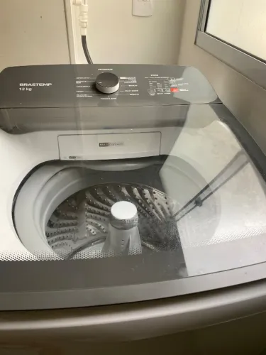 Máquina de Lavar 13kg Brastemp Ciclo Tira Manchas e Antibolinha Branca BWK13A