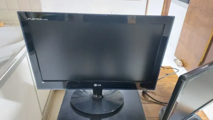 Monitor de LED 18,5" LG Flatron E1940 