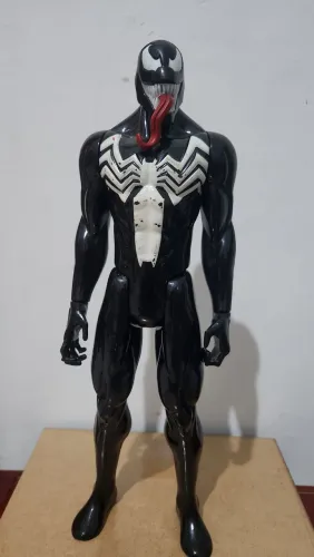 Boneco Venom Homem Aranha 30 cm Marvel