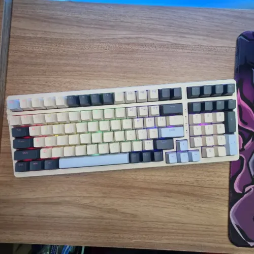 TECLADO GAMER FREEWOLF K8