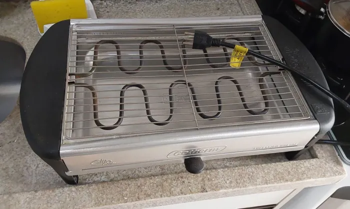 Churrasqueira de mesa Elétrica com 1 Queimador 110V Elite Grill Cotherm