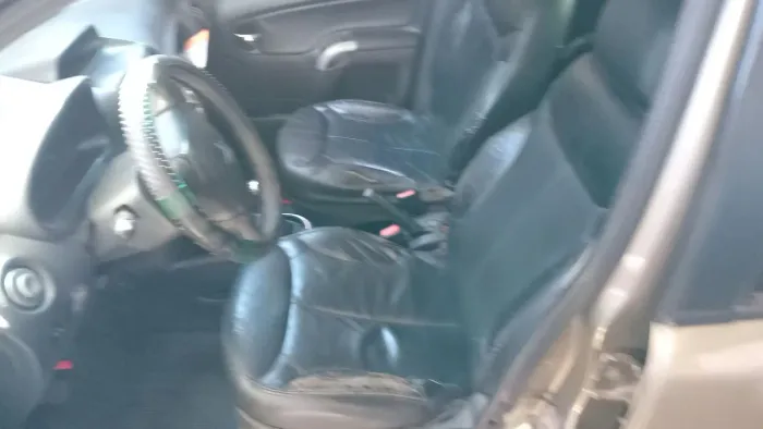 Citroen C3 GLX 1.4/ GLX Sonora 1.4 Flex 8V 5P 2011