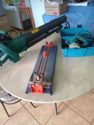 Vendo lote equipamentos para trabalhar.