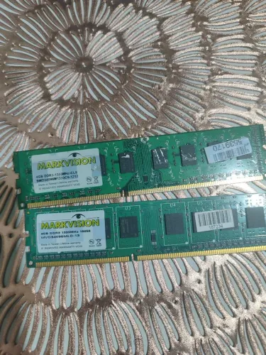 Vendo duas memórias ram ddr3 de 4GB
