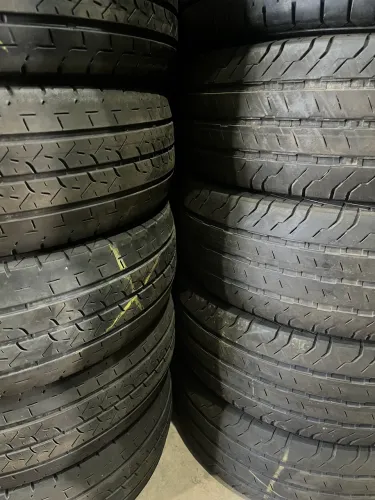 Jogo de pneus 15 ducato , IVECO 215/70 R15 C 8 lonas ( 215/70/15 )