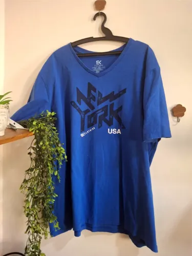 camiseta nova azul royal
