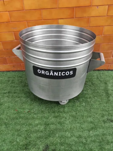 Tambor inox com rodinhas