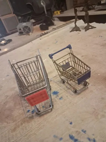 Carrinho de mercado miniatura confecção valor unitario em aço  1 unidades 