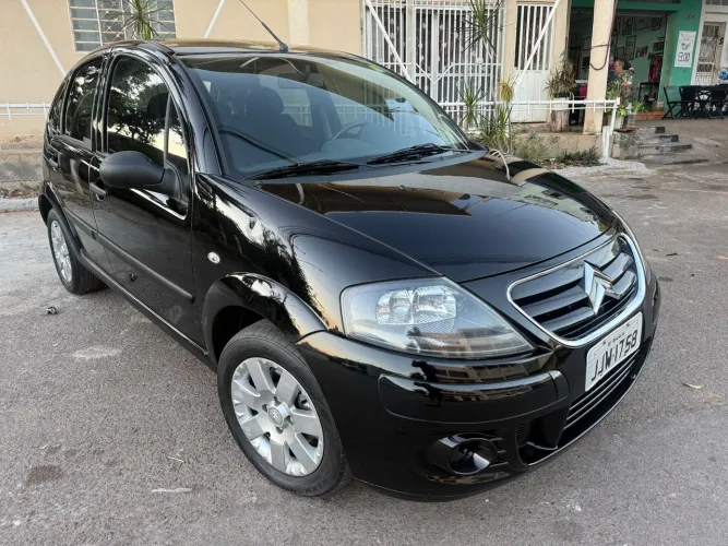 Citroen C3 GLX 1.4/ GLX Sonora 1.4 Flex 8V 5P 2012