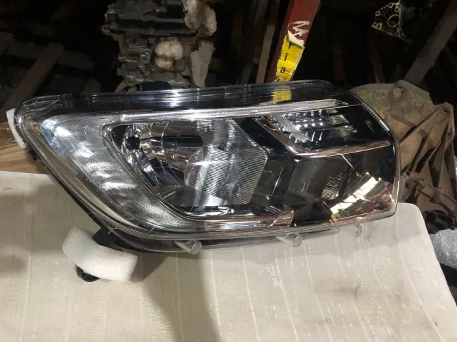 Farol do Sandero Com Led