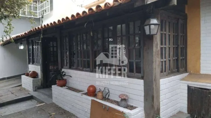 Casa com 3 dormitórios à venda, 354 m² por R$ 1.300.000,00 - São Francisco - Niterói/RJ