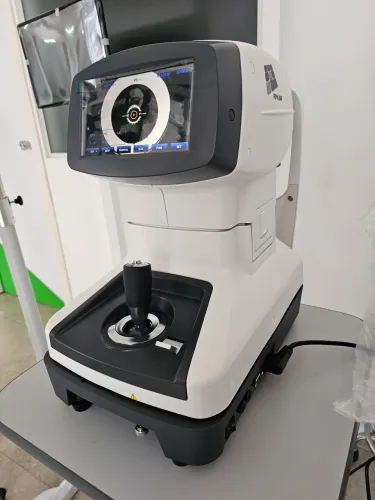 Autorefrator MRK-3000