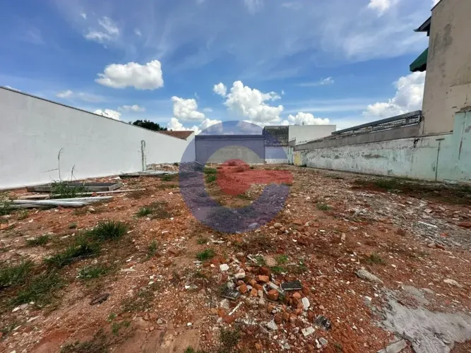 Venda de Terreno / Lote na cidade de Rio Claro