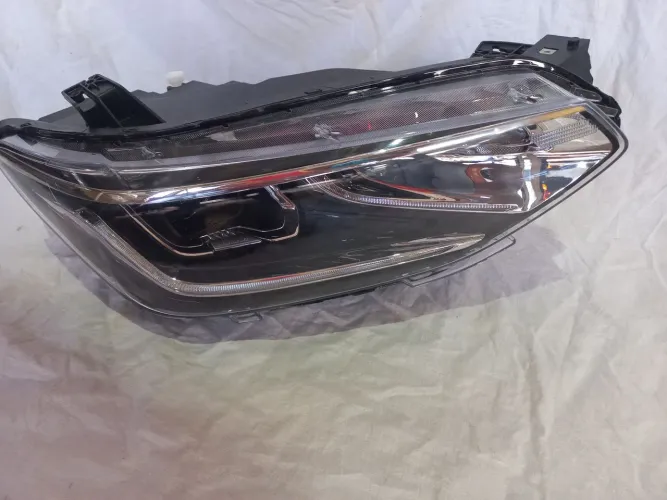 Farol tracker full led 2020/24 