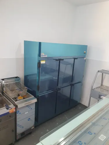 JR. Geladeira Industrial Kofisa