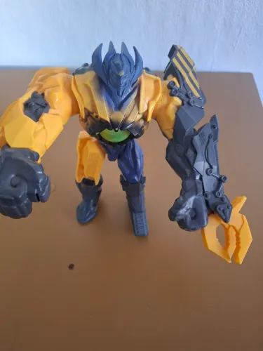 Boneco Max Steel Makino