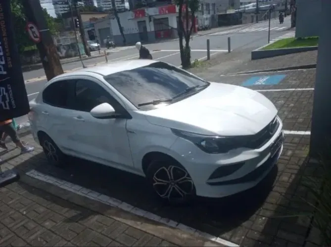 Fiat Cronos Drive 1.3 8V Flex 2020