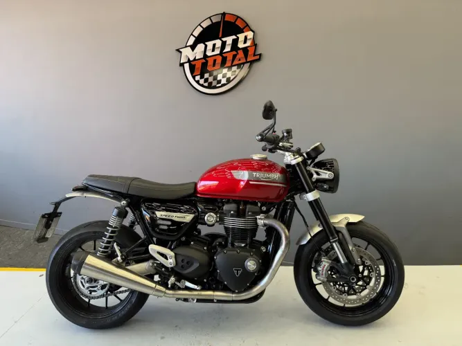 Triumph Speed twin 1200cc 2023