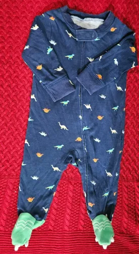 Tip top Carters ta. 3 meses.