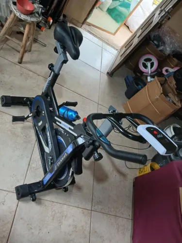 BICICLETA ERGOMETRICA NOVAS.