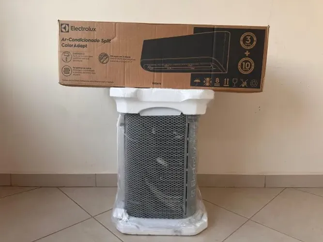 Ar Condicionado Electrolux Color Adapt Inverter Wi-Fi 12.000 BTUs Frio 220V - Lacrado, NF