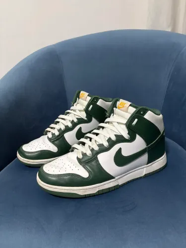 Tênis Nike Dunk High - Tam. 41