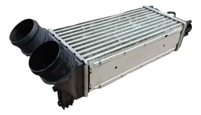 Intercooler Radiador Ar Peugeot 308 408 3008 Citroen C4 Thp