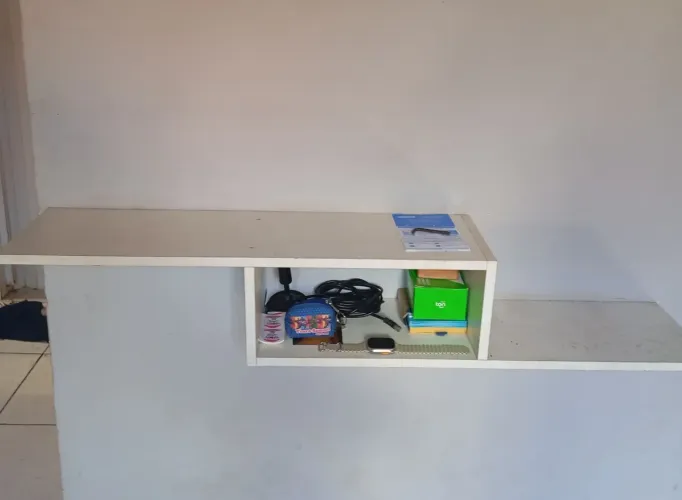 Vendo um painel de tv 43 a 50 pol