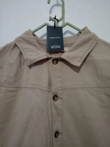 Macacão jeans marrom macaquinha feminina bege tamanho GG