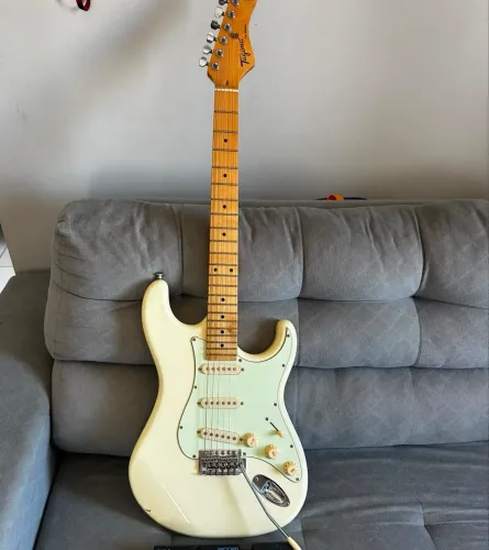Guitarra Tagina 